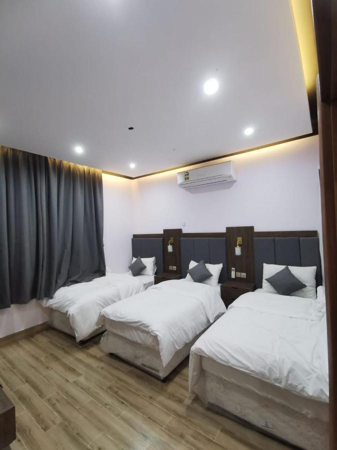 Private Sand Bond Al Raka Exterior photo